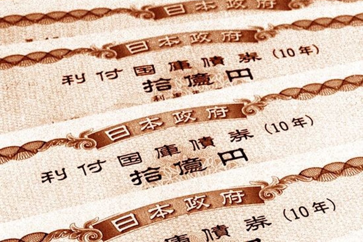 Bond Market Shift Threatens Asia's AI-Driven Rally as Yields Surge