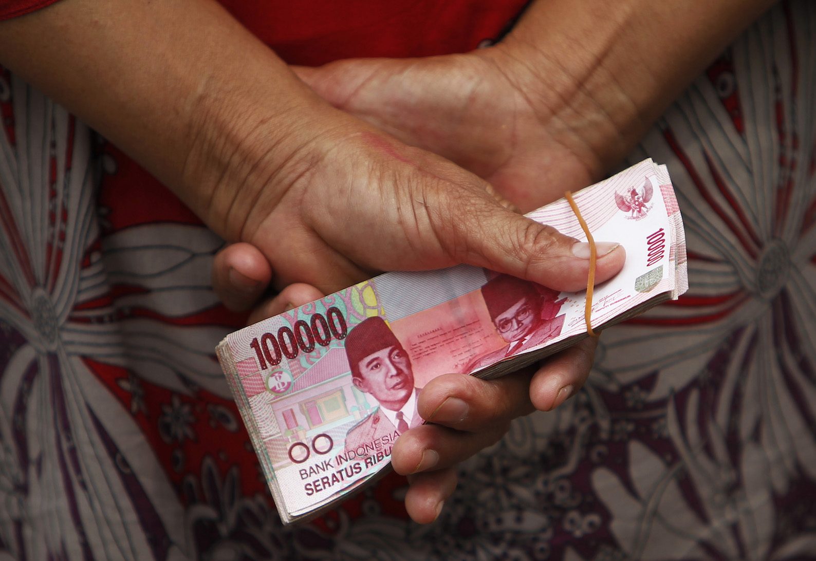 Capital Flight and Trade Fraud Keep Indonesia's Rupiah Under Siege