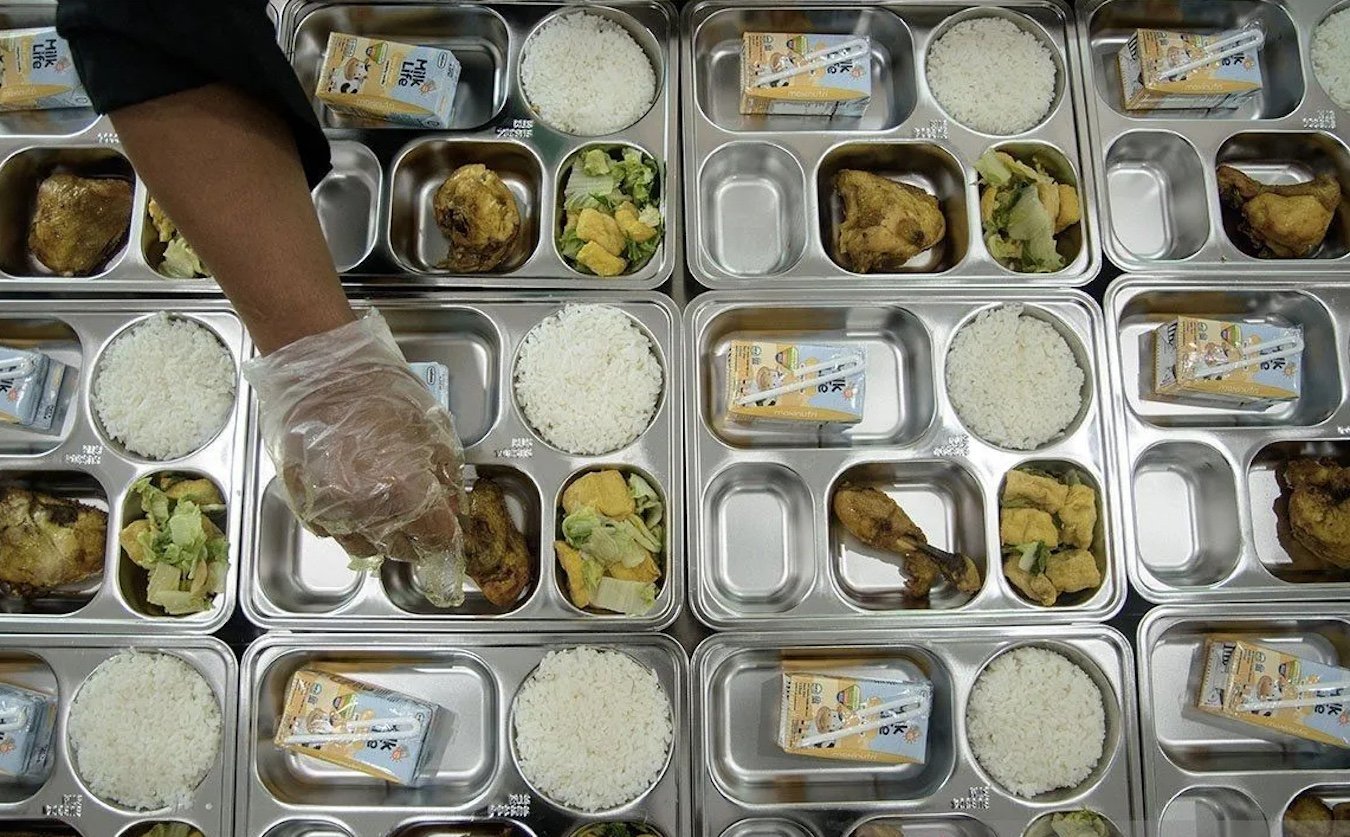 China Risks Reputational Damage by Backing Prabowo's Tainted Meal Program