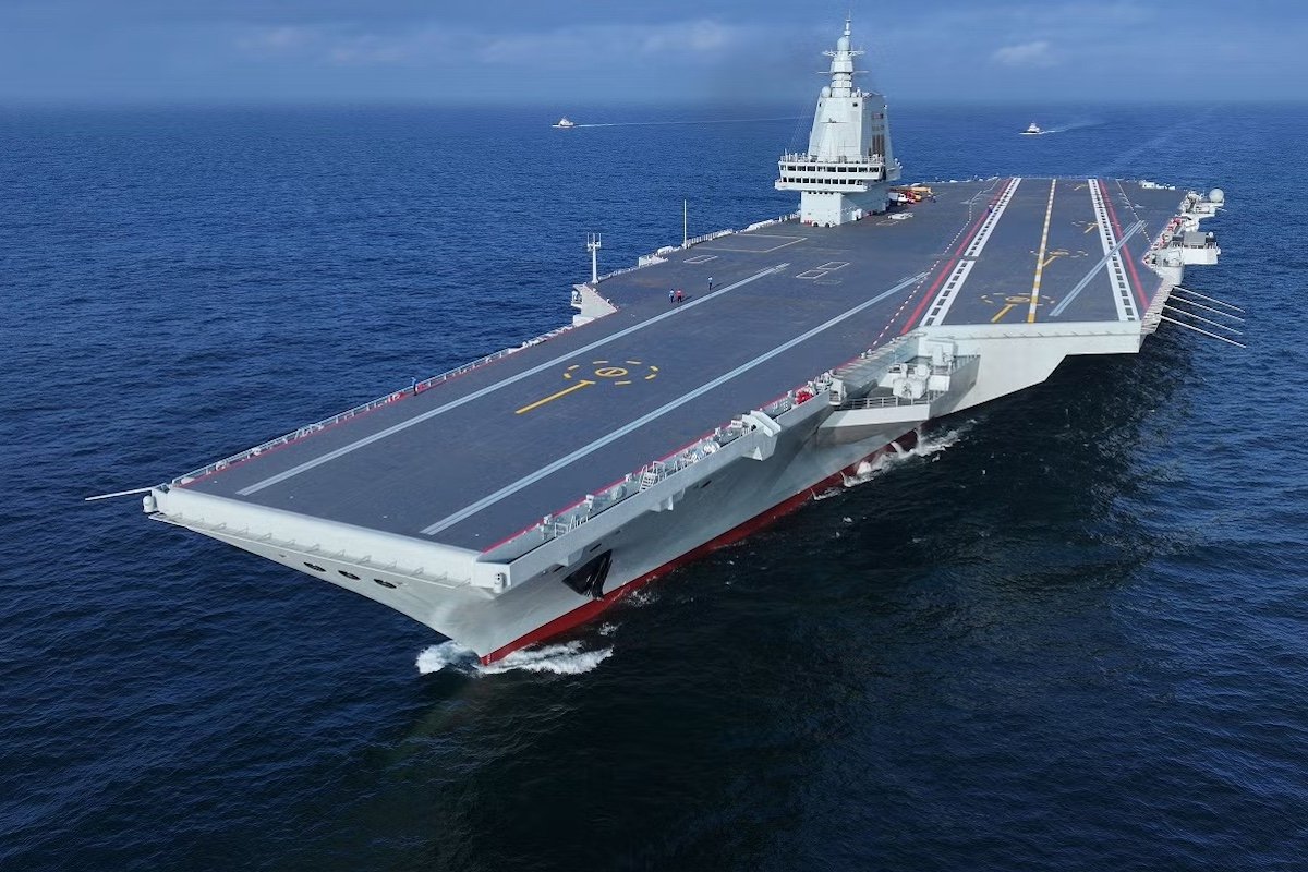 China's Fujian Carrier Deploys Anti-Torpedo System to Counter US Submarine Threat