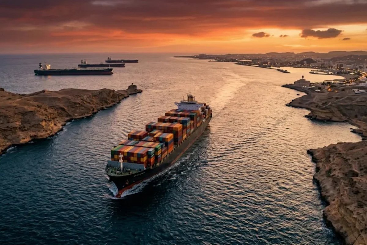 China's Middle East Economic Clout Undermined by Reliance on US Security