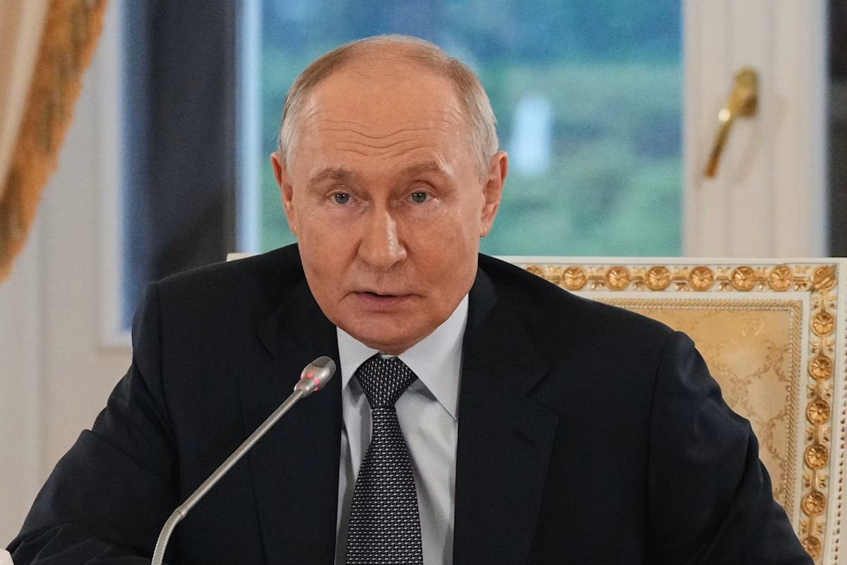 Could Russia's War in Ukraine Trigger Political Change in Moscow?