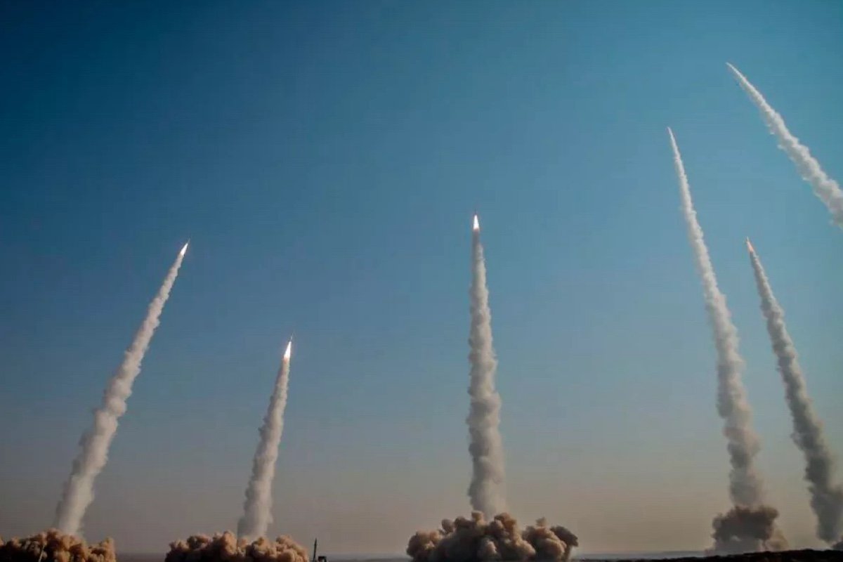 Disputed Missile Counts Fuel US-Iran Tensions, Echoing Historical Arms Deception