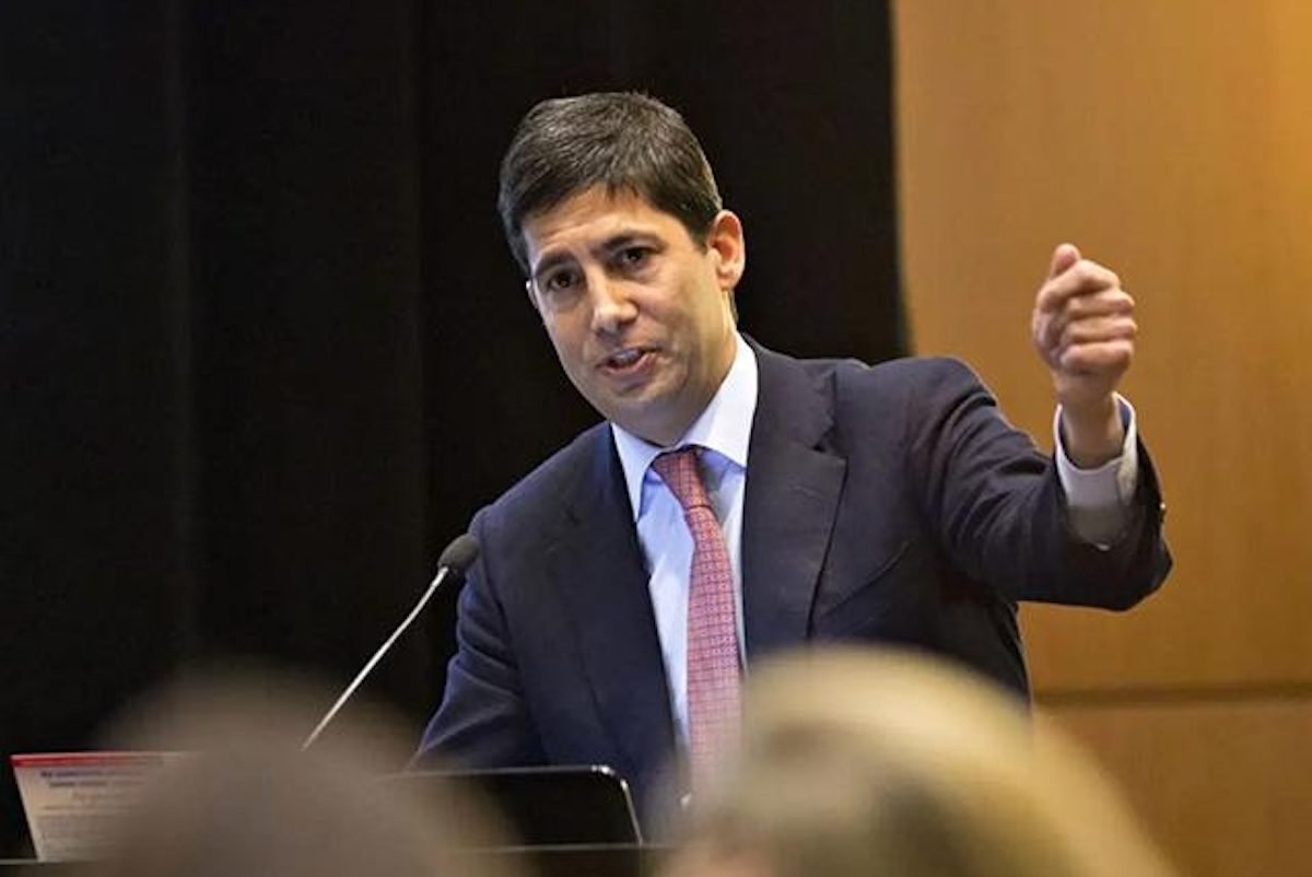 Fed Nominee Warsh's Independence Pledge Faces Scrutiny Amid Trump Pressure