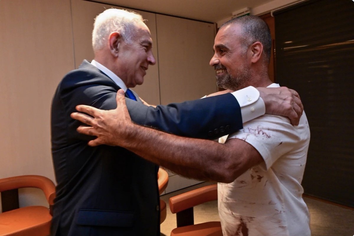 Flydubai incident bolsters Netanyahu's security pitch ahead of Israeli vote