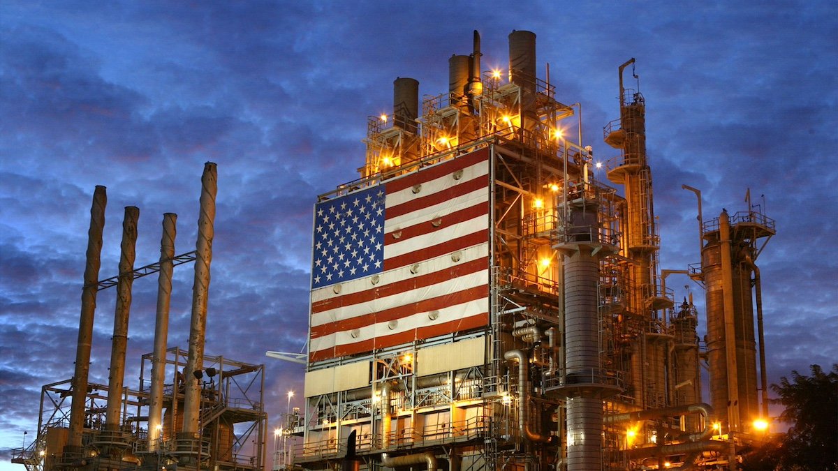 Iran Conflict Generates Billions in Windfall Profits for Global Oil Giants