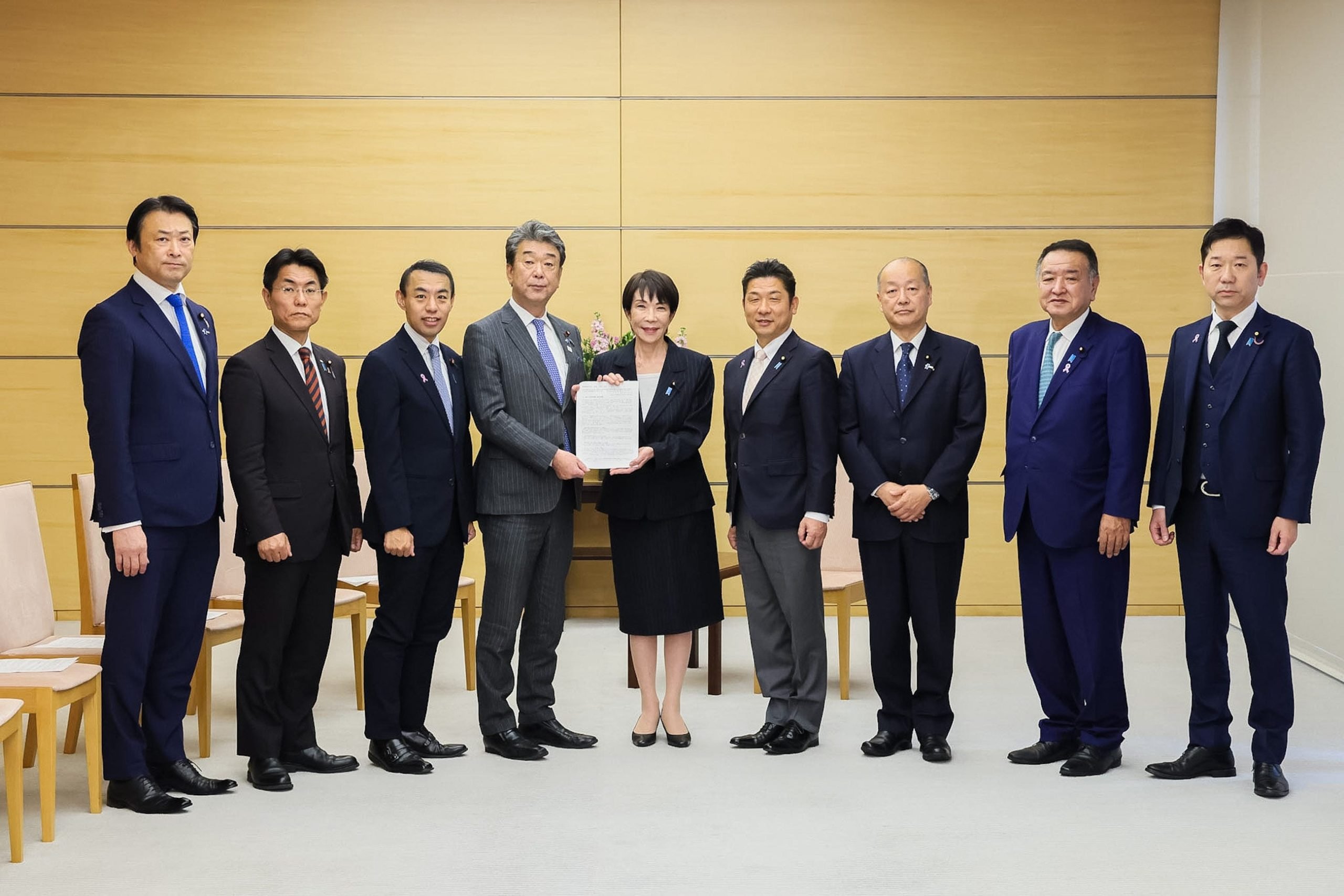 Japanese Parties Push PM Takaichi for Stronger Action on Hormuz Energy Crisis