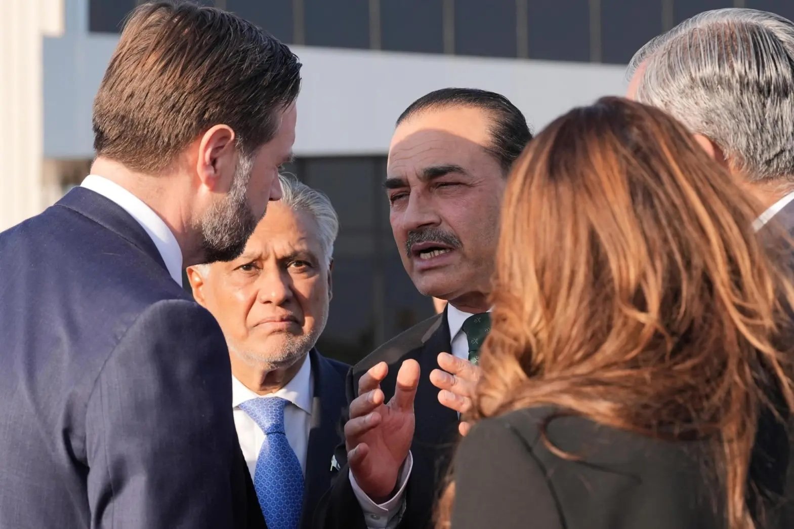 Pakistan's Mediation Gamble: Can Islamabad Bridge the US-Iran Divide?