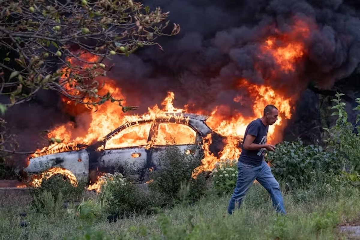 Russian team used Claude AI to train kamikaze drones on Ukrainian footage