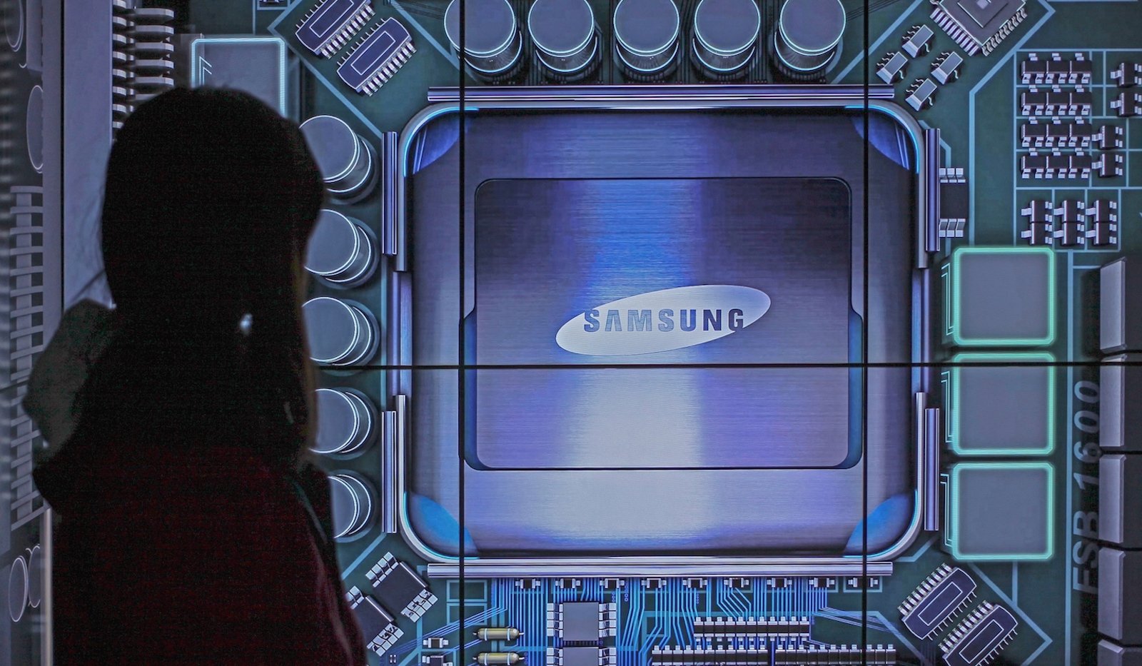 Samsung's record profit hides a circular funding problem in AI chips