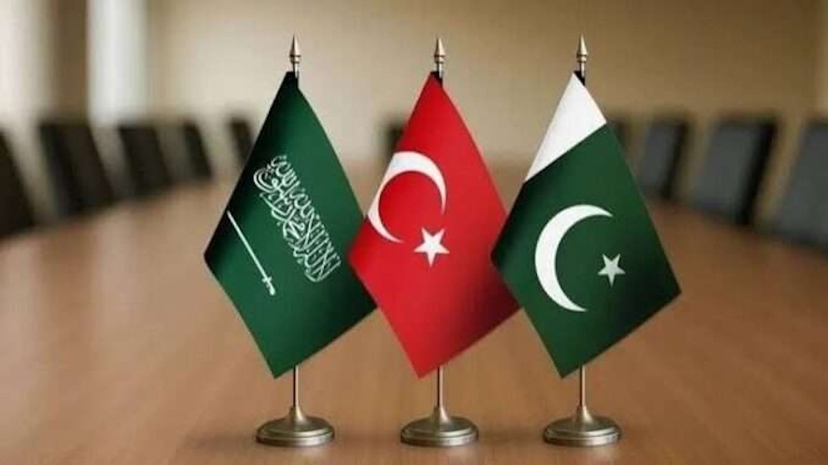 Saudi Arabia, Turkey, Pakistan Form Defense Pact as US Deterrence Fades