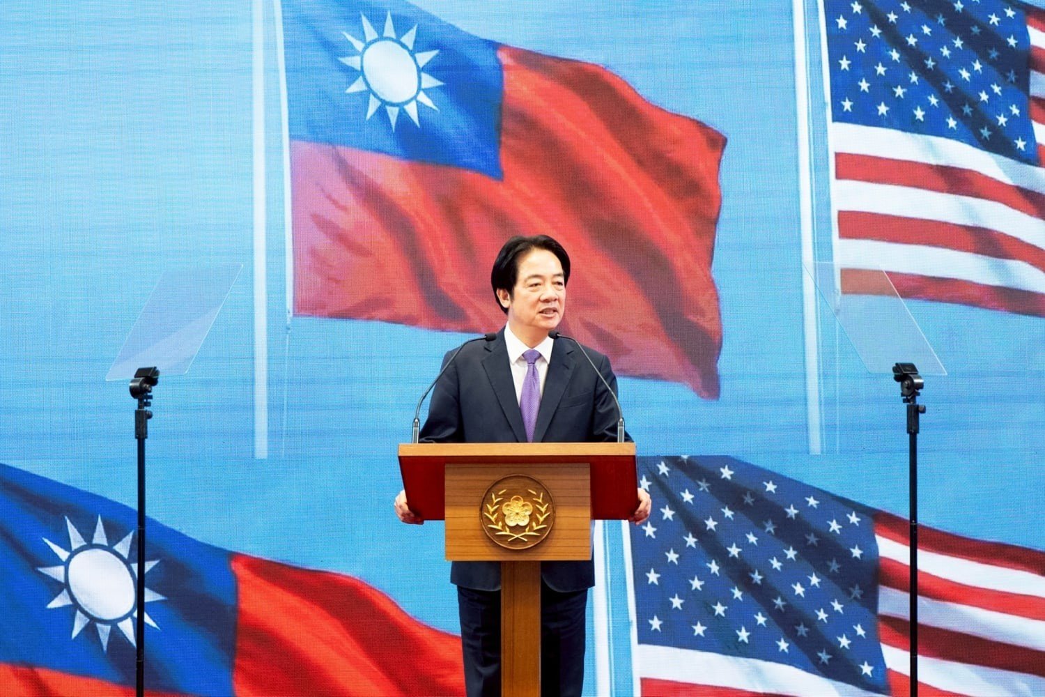 Taiwan's Calm Response to Trump-Xi Deal-Making Highlights Strategic Confidence