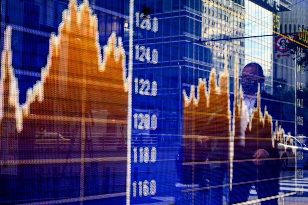 Tokyo's Bid to Attract Hong Kong Finance Firms Faces Structural Hurdles