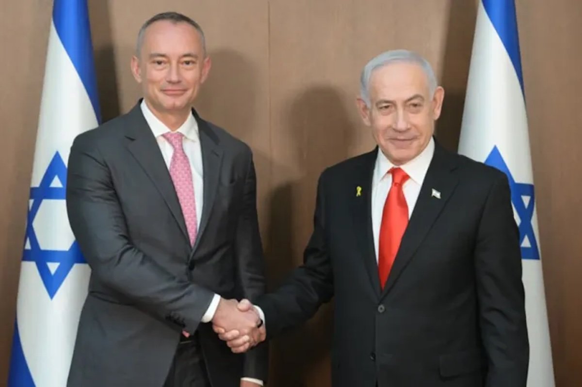 Trump's Gaza Board of Peace Reverses Disarmament Deal Under Israeli Pressure