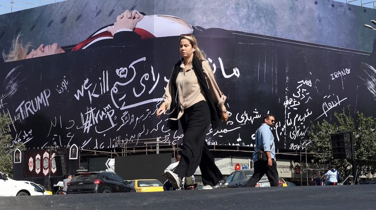 Trump's Iran Strategy Hits Strategic Dead End in Strait of Hormuz