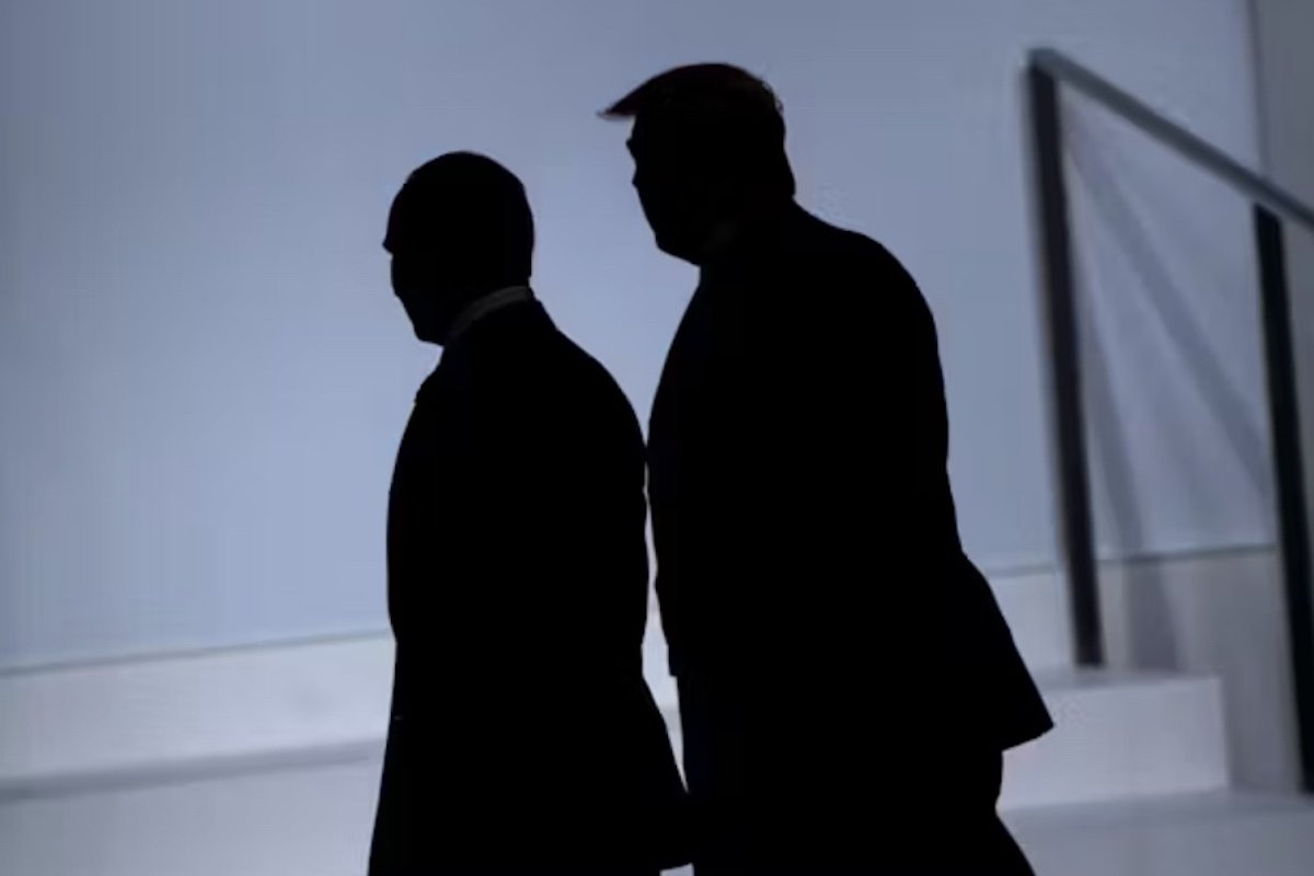 Trump's Ukraine Stance Hands Russia the Initiative