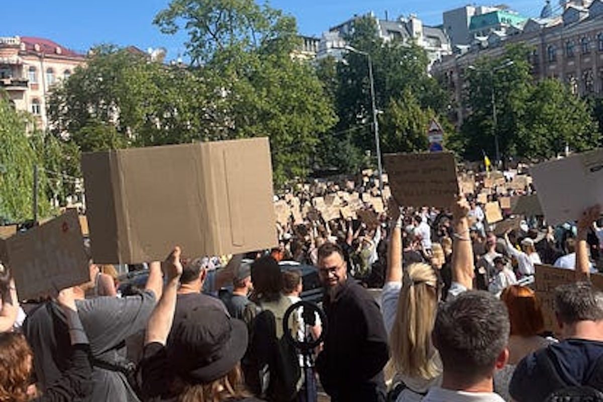 Ukraine's Defense Minister Dismissal Sparks Protests and Political Crisis