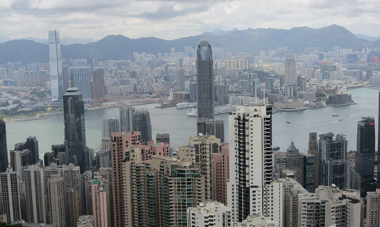 US Sanctions Warning Puts Hong Kong Banks in Crosshairs Over Iran Trade